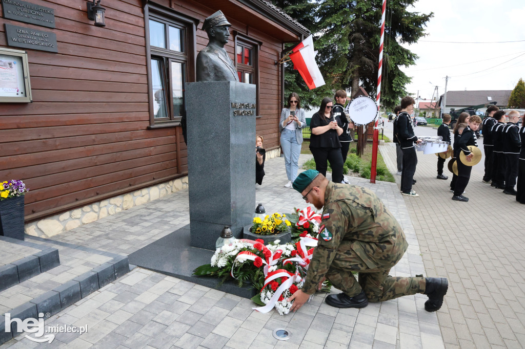 Tuszów Narodowy uczcił 145. rocznicę urodzin gen. Sikorskiego