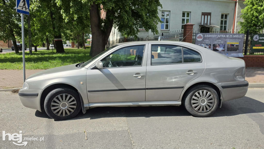 Wypadek z udziałem motocyklisty na ul. Kilińskiego w Mielcu