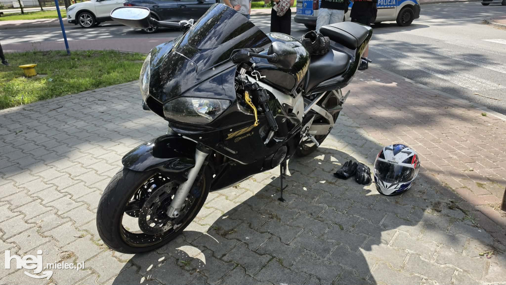 Wypadek z udziałem motocyklisty na ul. Kilińskiego w Mielcu