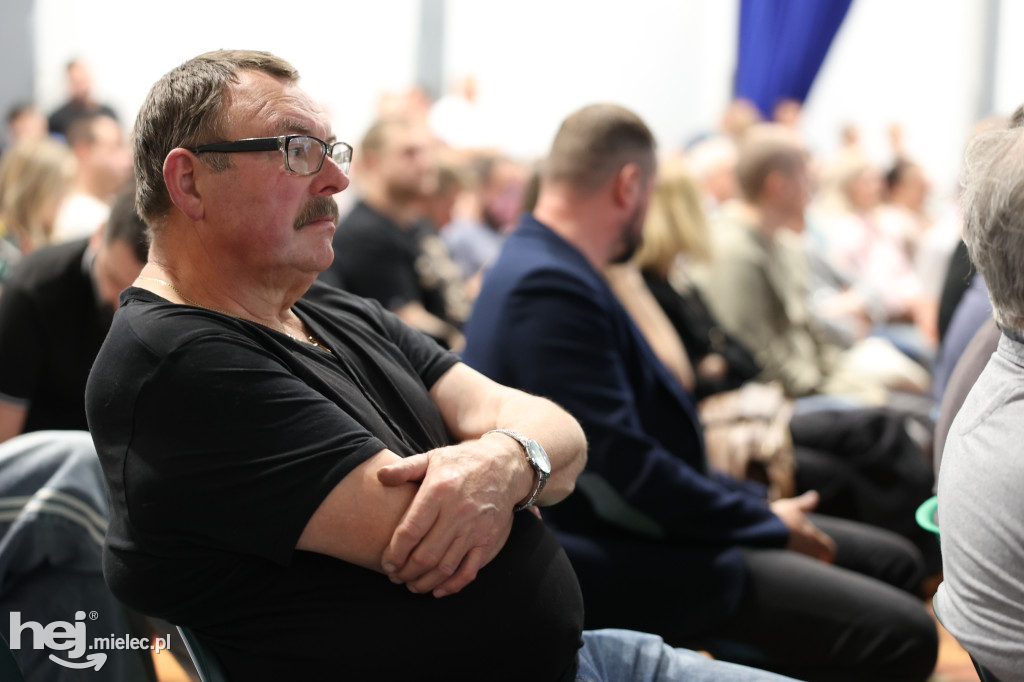Spotkanie konsultacyjne w Przecławiu na temat drogi Mielec-Dębica