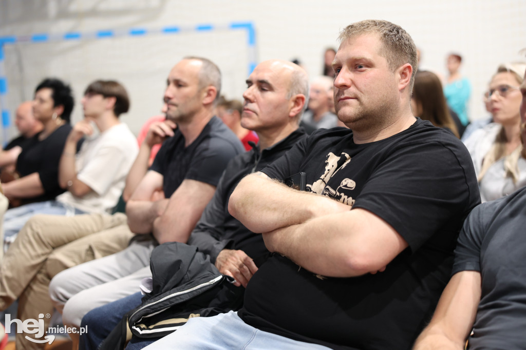 Spotkanie konsultacyjne w Przecławiu na temat drogi Mielec-Dębica