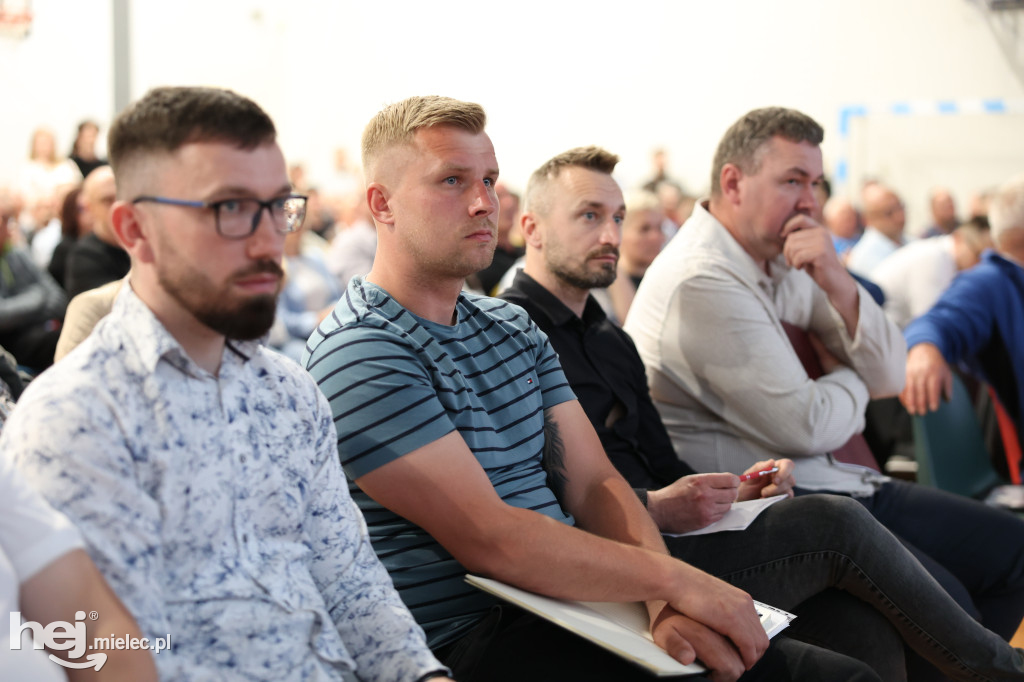 Spotkanie konsultacyjne w Przecławiu na temat drogi Mielec-Dębica