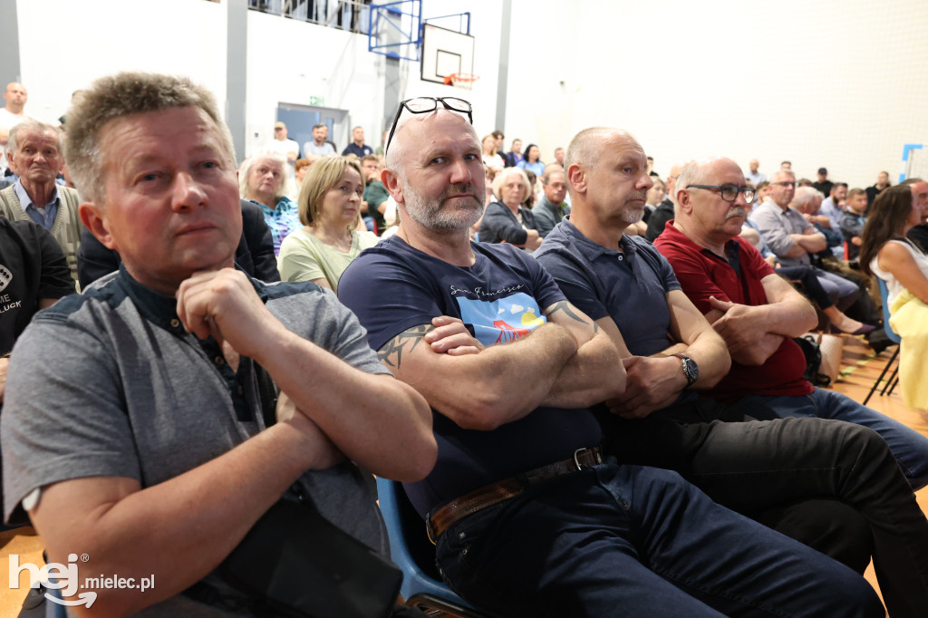 Spotkanie konsultacyjne w Przecławiu na temat drogi Mielec-Dębica