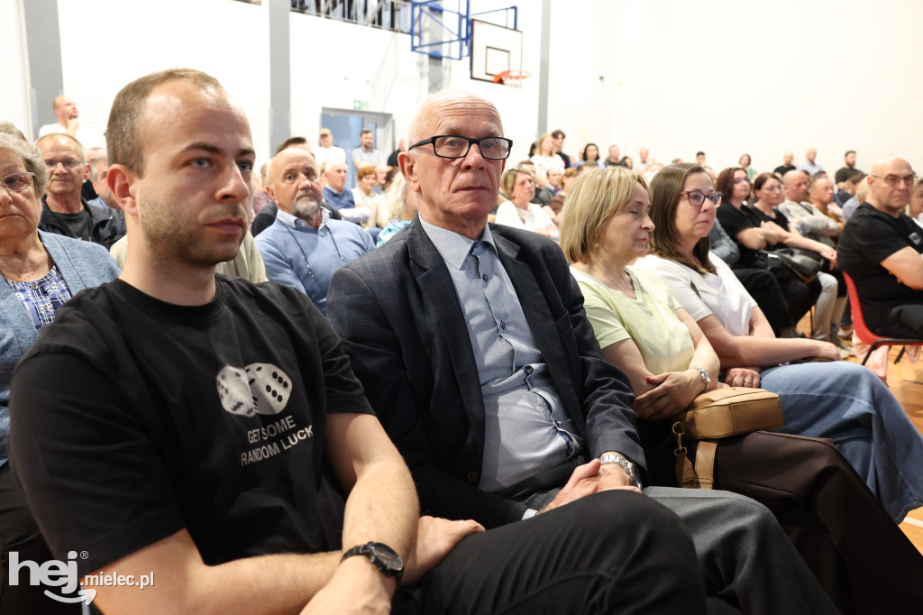 Spotkanie konsultacyjne w Przecławiu na temat drogi Mielec-Dębica