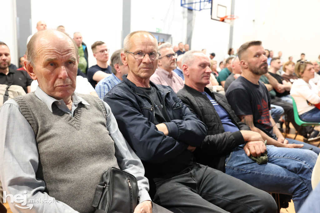 Spotkanie konsultacyjne w Przecławiu na temat drogi Mielec-Dębica