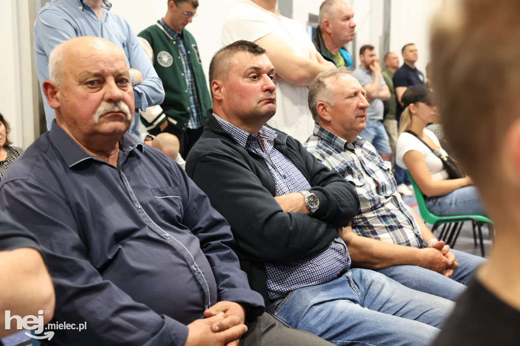Spotkanie konsultacyjne w Przecławiu na temat drogi Mielec-Dębica