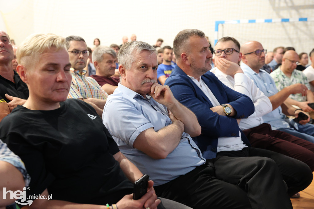 Spotkanie konsultacyjne w Przecławiu na temat drogi Mielec-Dębica