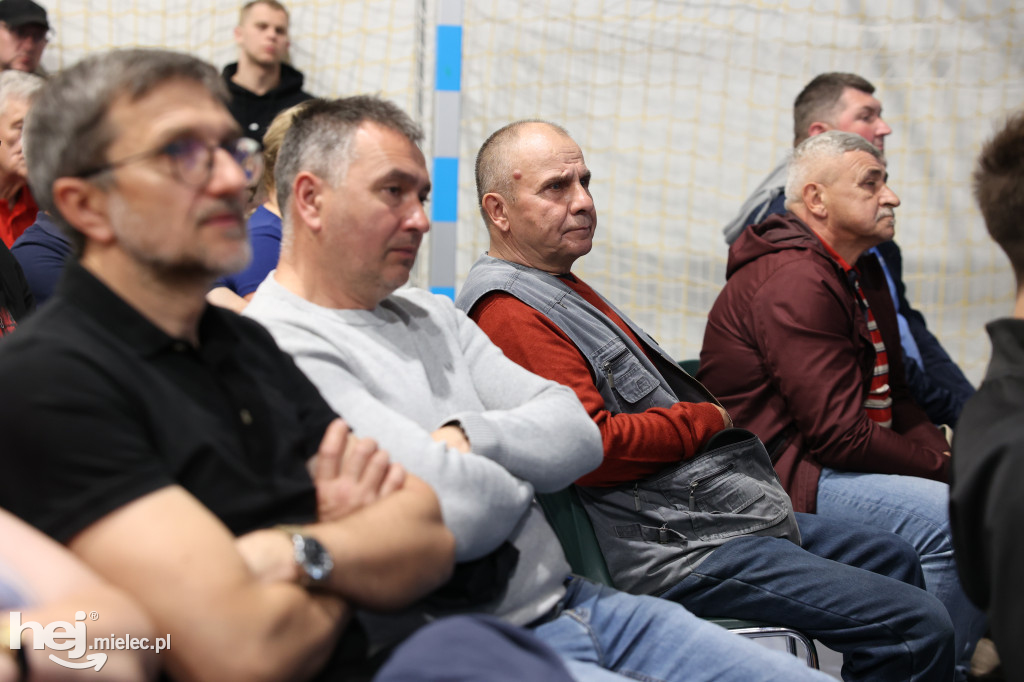 Spotkanie konsultacyjne w Przecławiu na temat drogi Mielec-Dębica