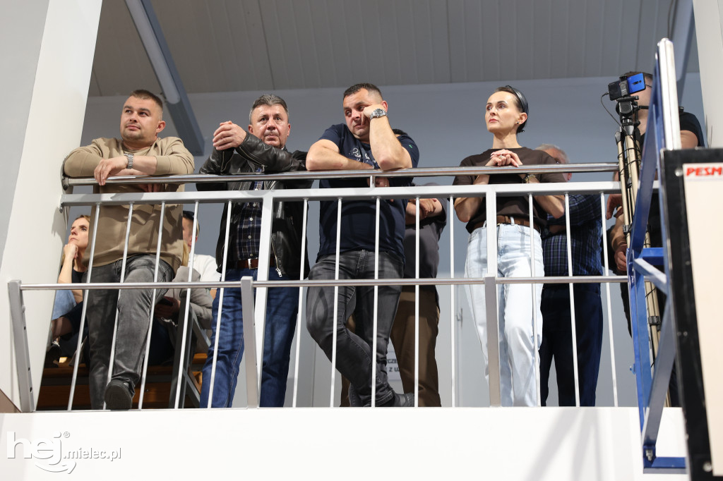 Spotkanie konsultacyjne w Przecławiu na temat drogi Mielec-Dębica