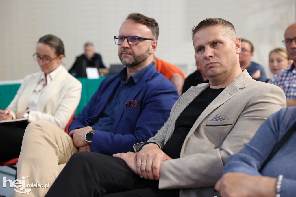 Spotkanie konsultacyjne w Przecławiu na temat drogi Mielec-Dębica