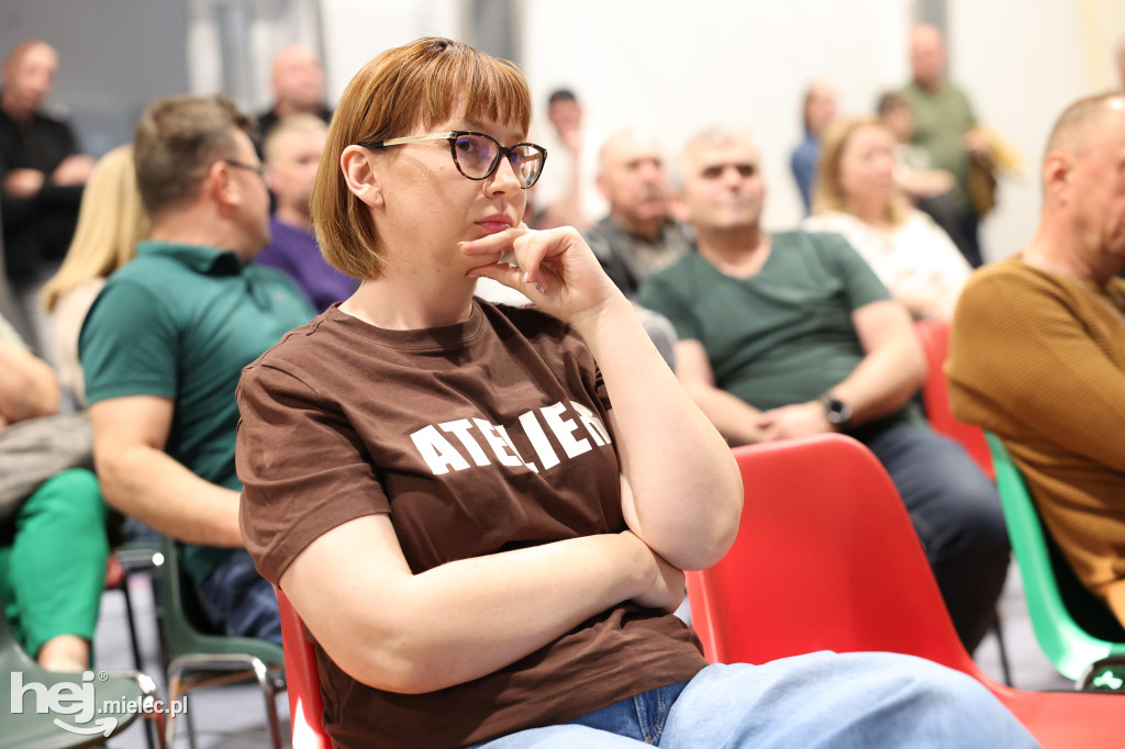 Spotkanie konsultacyjne w Przecławiu na temat drogi Mielec-Dębica