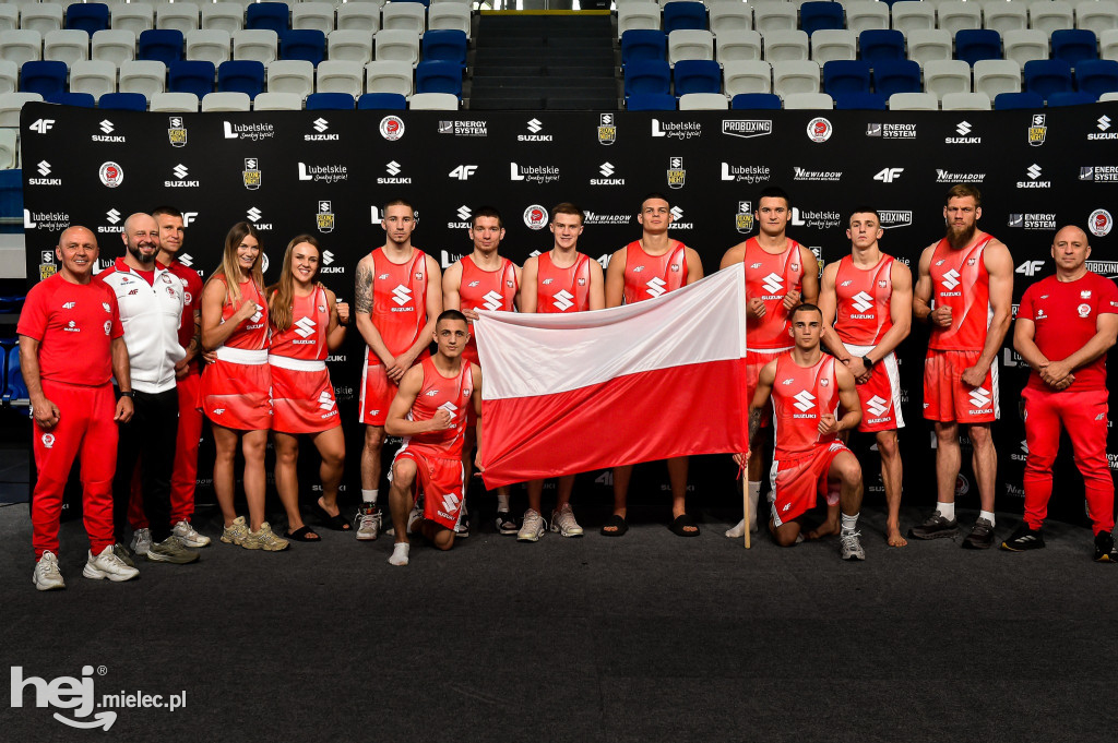Ceremonia oficjalnego ważenia przed galą Suzuki Boxing Night 41