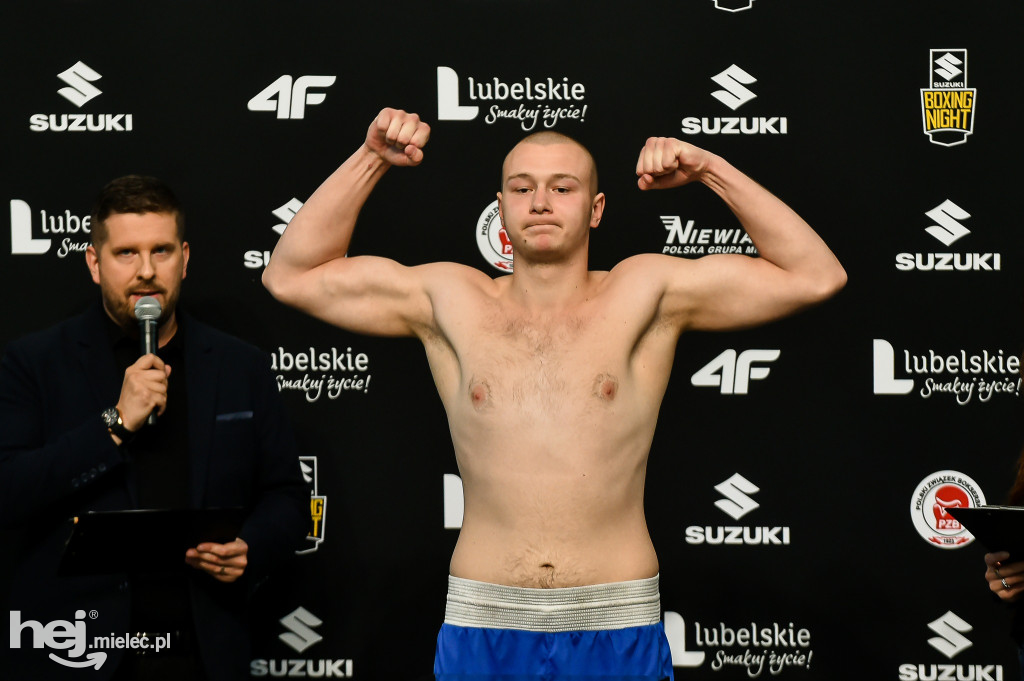 Ceremonia oficjalnego ważenia przed galą Suzuki Boxing Night 41