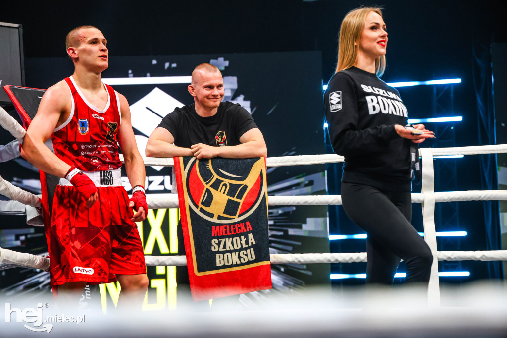 Jakub Pałka wygrał przed mielecką publicznością podczas Suzuki Boxing Night 41