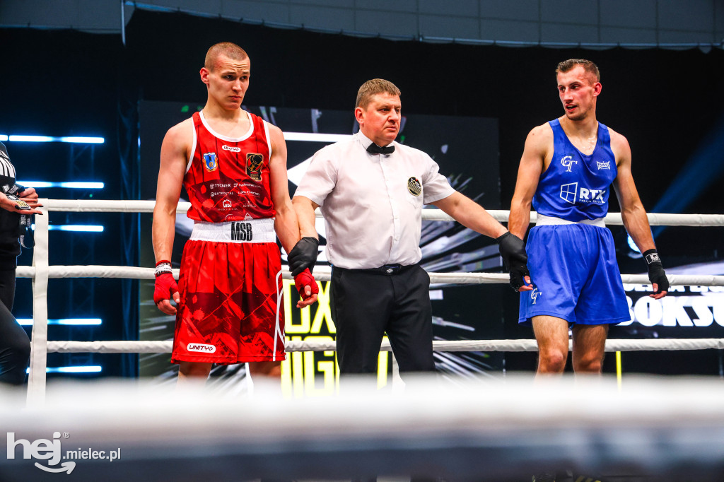 Jakub Pałka wygrał przed mielecką publicznością podczas Suzuki Boxing Night 41