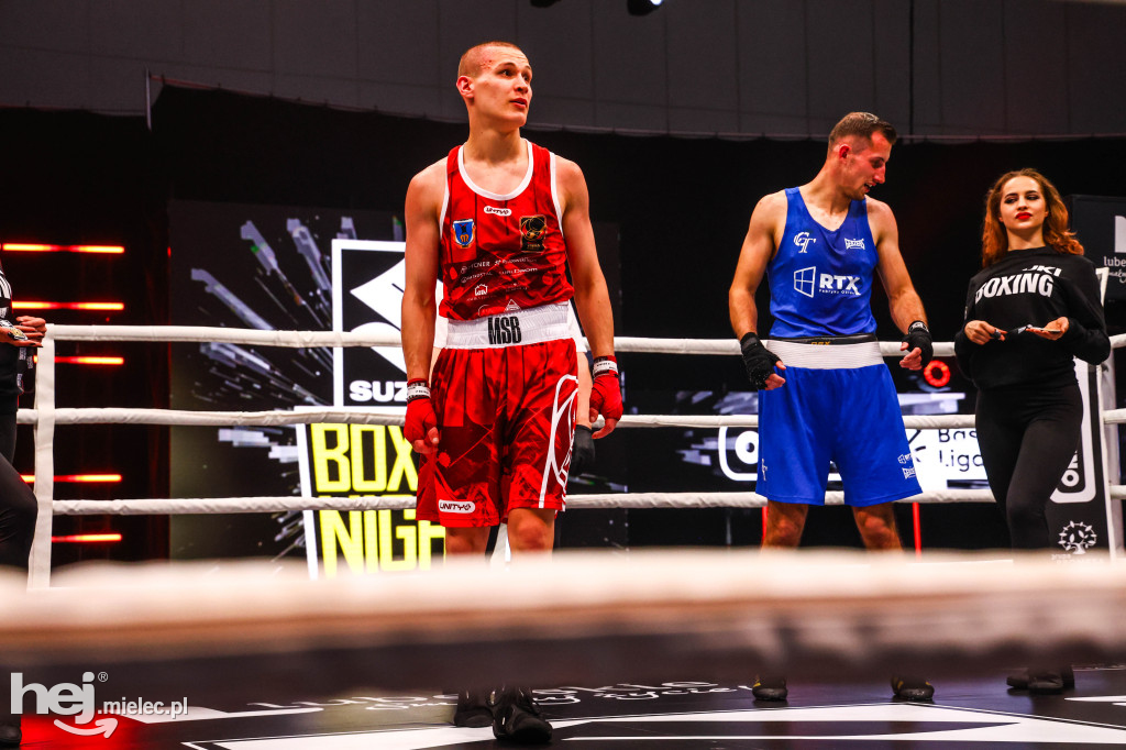 Jakub Pałka wygrał przed mielecką publicznością podczas Suzuki Boxing Night 41