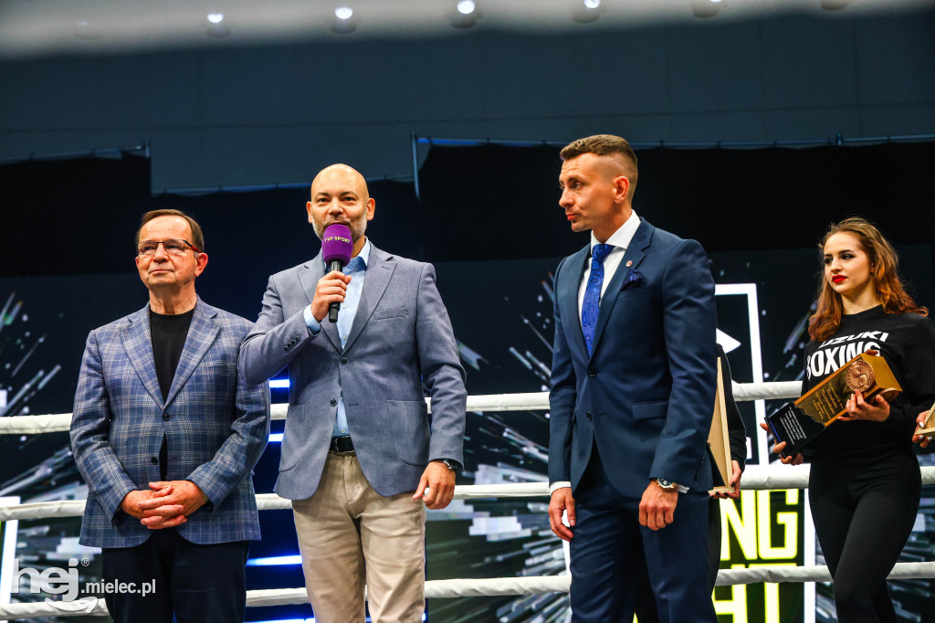 Jakub Pałka wygrał przed mielecką publicznością podczas Suzuki Boxing Night 41