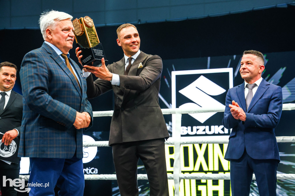 Jakub Pałka wygrał przed mielecką publicznością podczas Suzuki Boxing Night 41
