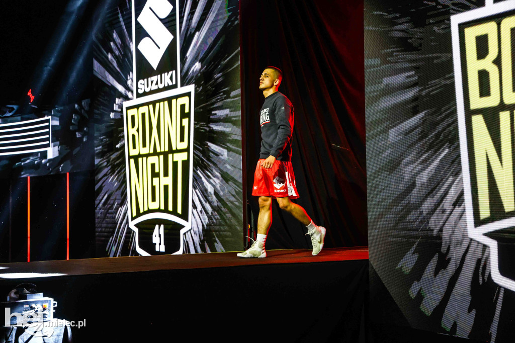 Jakub Pałka wygrał przed mielecką publicznością podczas Suzuki Boxing Night 41