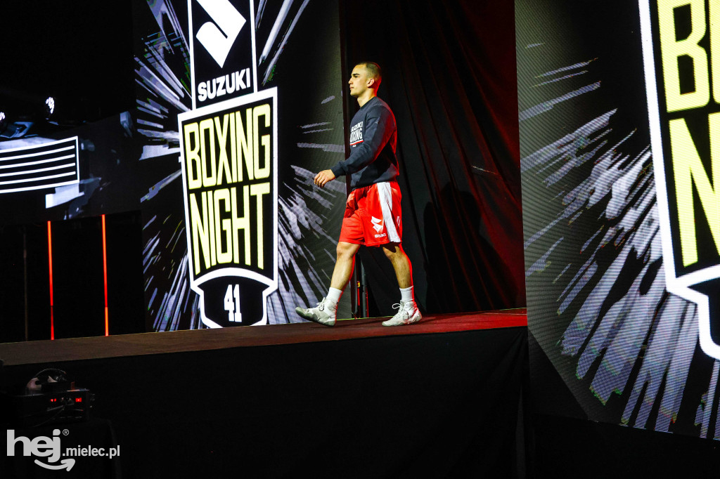 Jakub Pałka wygrał przed mielecką publicznością podczas Suzuki Boxing Night 41