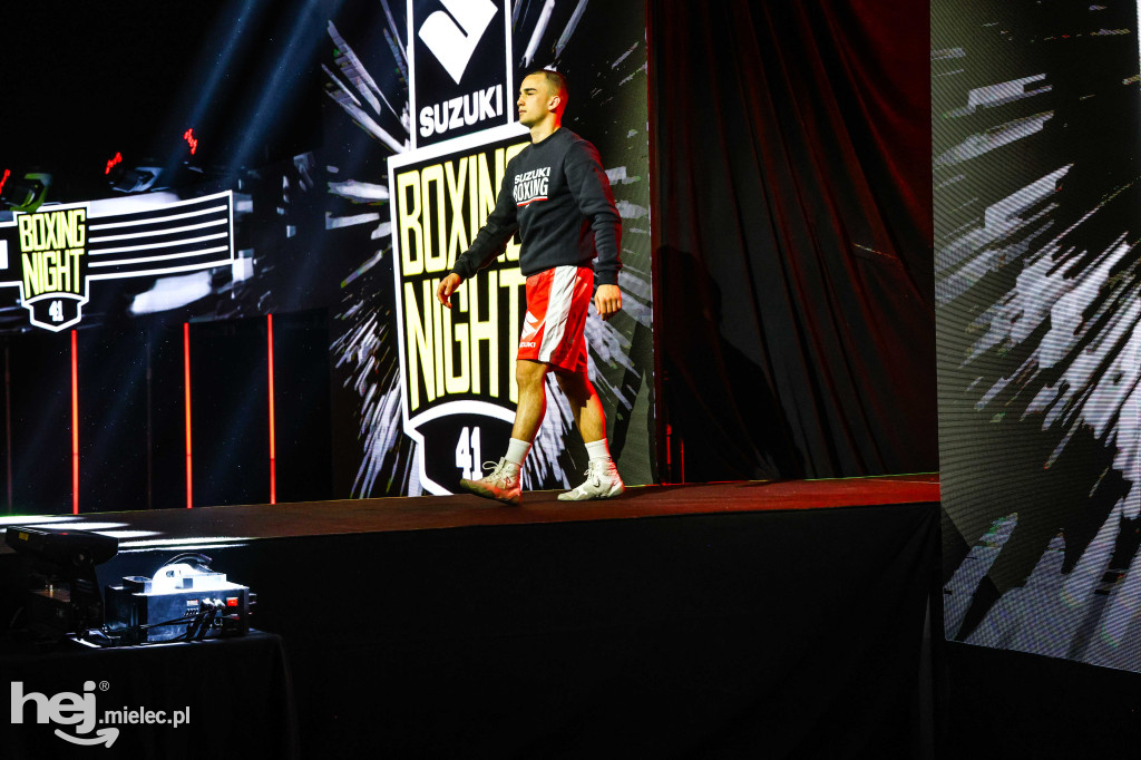 Jakub Pałka wygrał przed mielecką publicznością podczas Suzuki Boxing Night 41