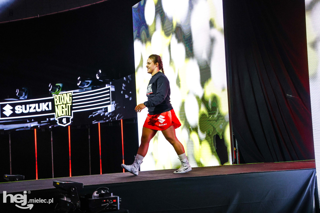 Jakub Pałka wygrał przed mielecką publicznością podczas Suzuki Boxing Night 41