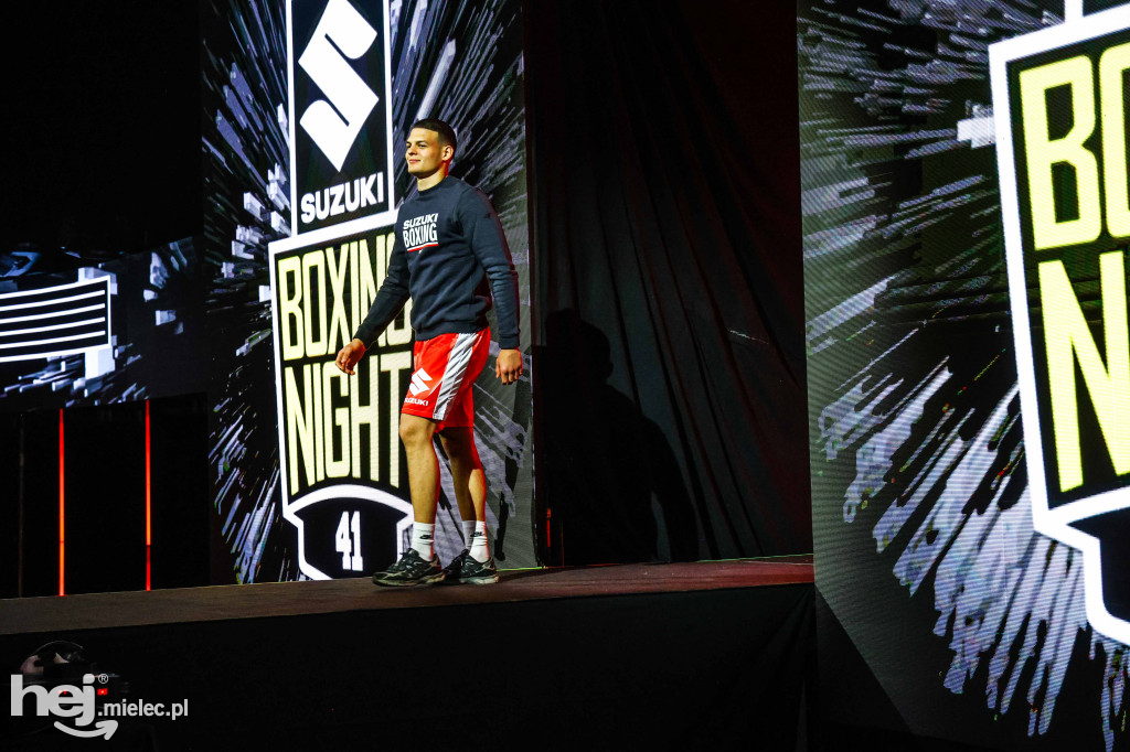 Jakub Pałka wygrał przed mielecką publicznością podczas Suzuki Boxing Night 41