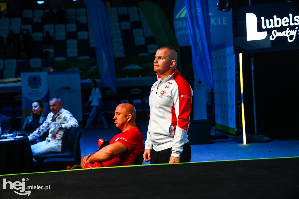 Jakub Pałka wygrał przed mielecką publicznością podczas Suzuki Boxing Night 41