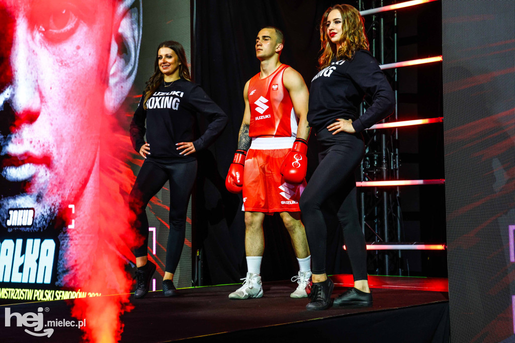 Jakub Pałka wygrał przed mielecką publicznością podczas Suzuki Boxing Night 41