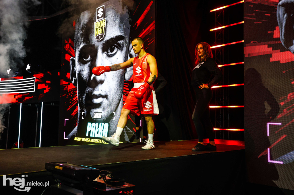 Jakub Pałka wygrał przed mielecką publicznością podczas Suzuki Boxing Night 41