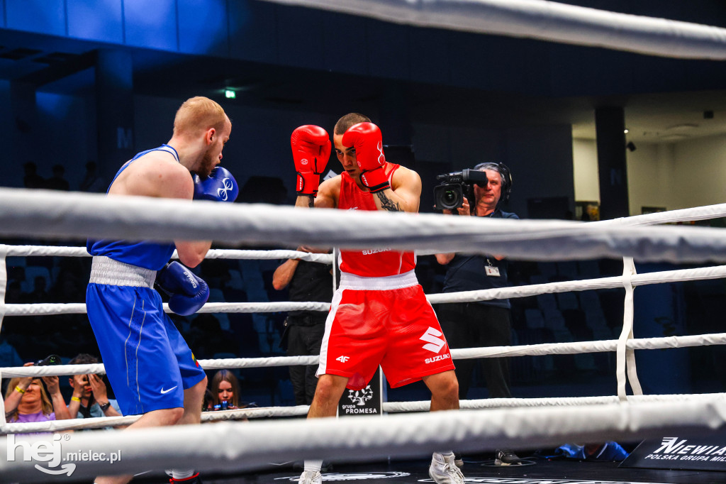 Jakub Pałka wygrał przed mielecką publicznością podczas Suzuki Boxing Night 41