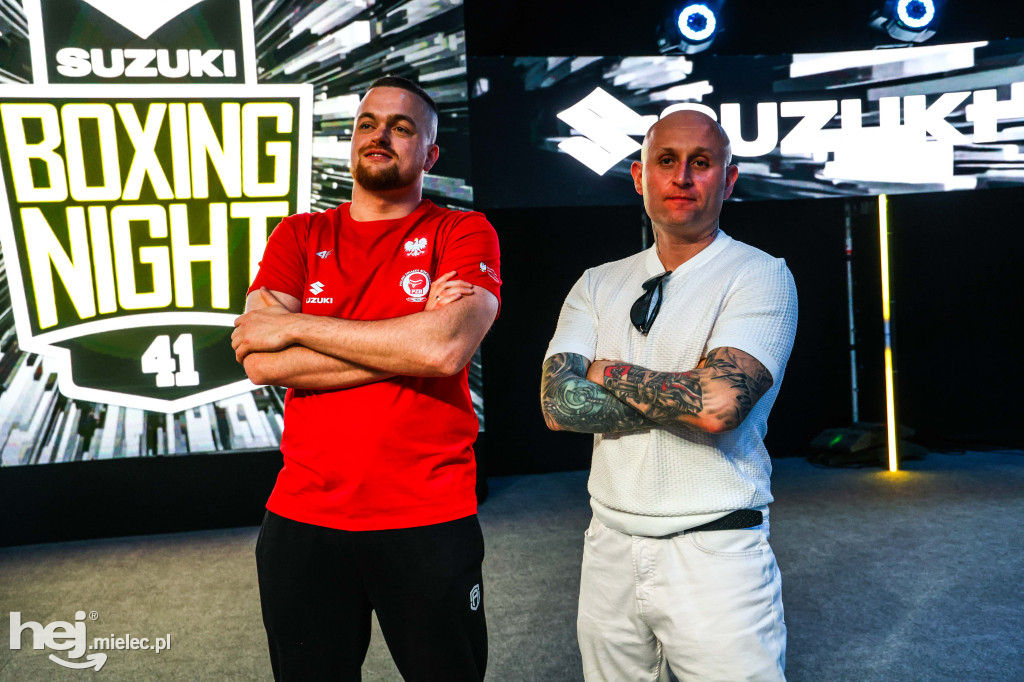 Jakub Pałka wygrał przed mielecką publicznością podczas Suzuki Boxing Night 41