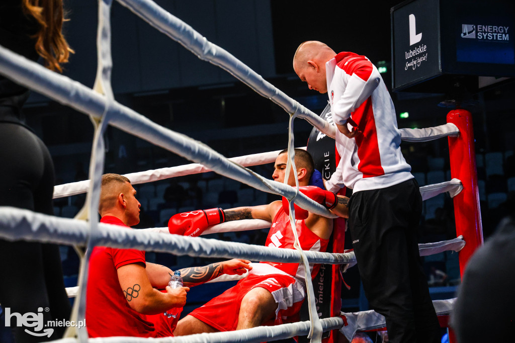 Jakub Pałka wygrał przed mielecką publicznością podczas Suzuki Boxing Night 41