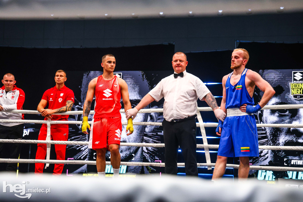 Jakub Pałka wygrał przed mielecką publicznością podczas Suzuki Boxing Night 41
