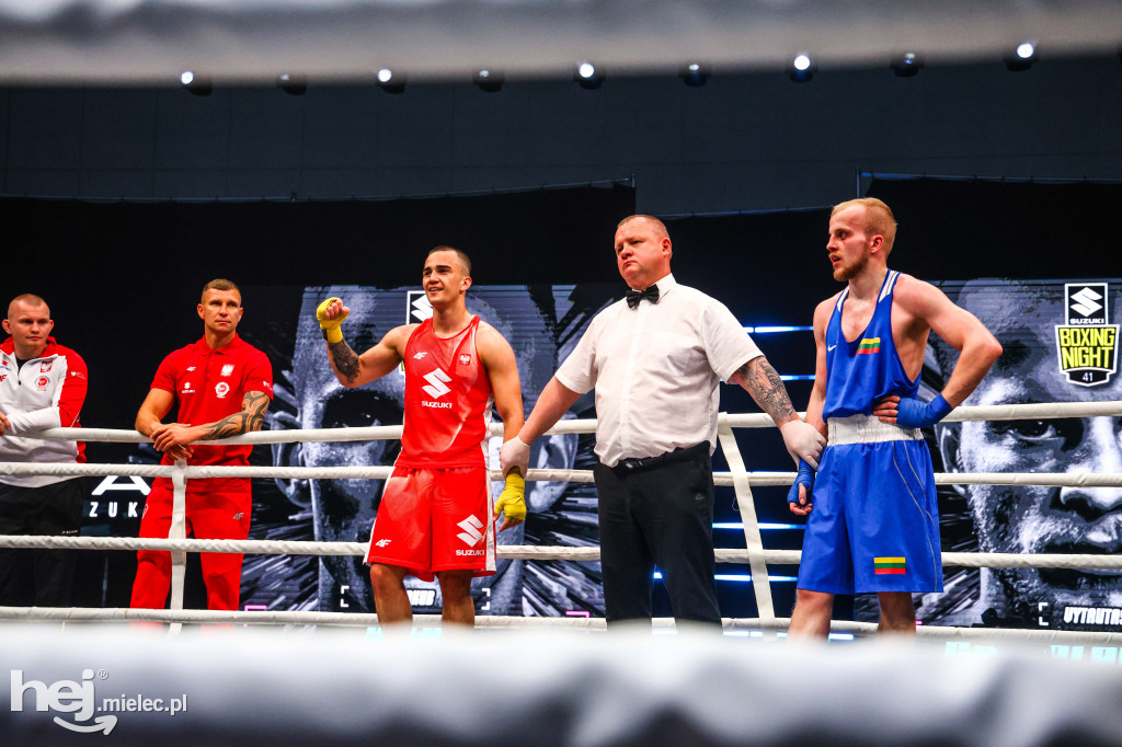 Jakub Pałka wygrał przed mielecką publicznością podczas Suzuki Boxing Night 41