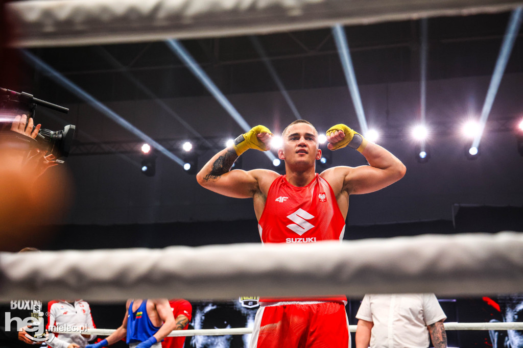 Jakub Pałka wygrał przed mielecką publicznością podczas Suzuki Boxing Night 41
