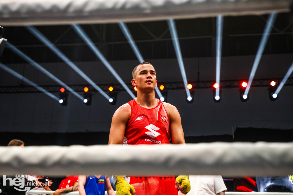 Jakub Pałka wygrał przed mielecką publicznością podczas Suzuki Boxing Night 41