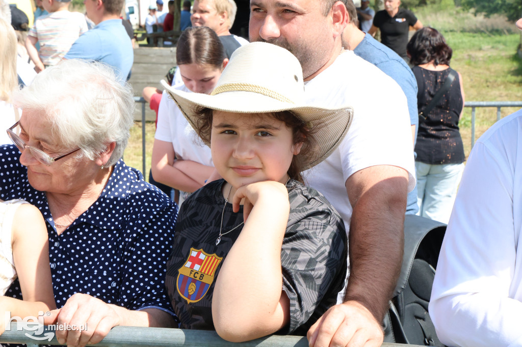 XVII Parada Konna w Żarówce