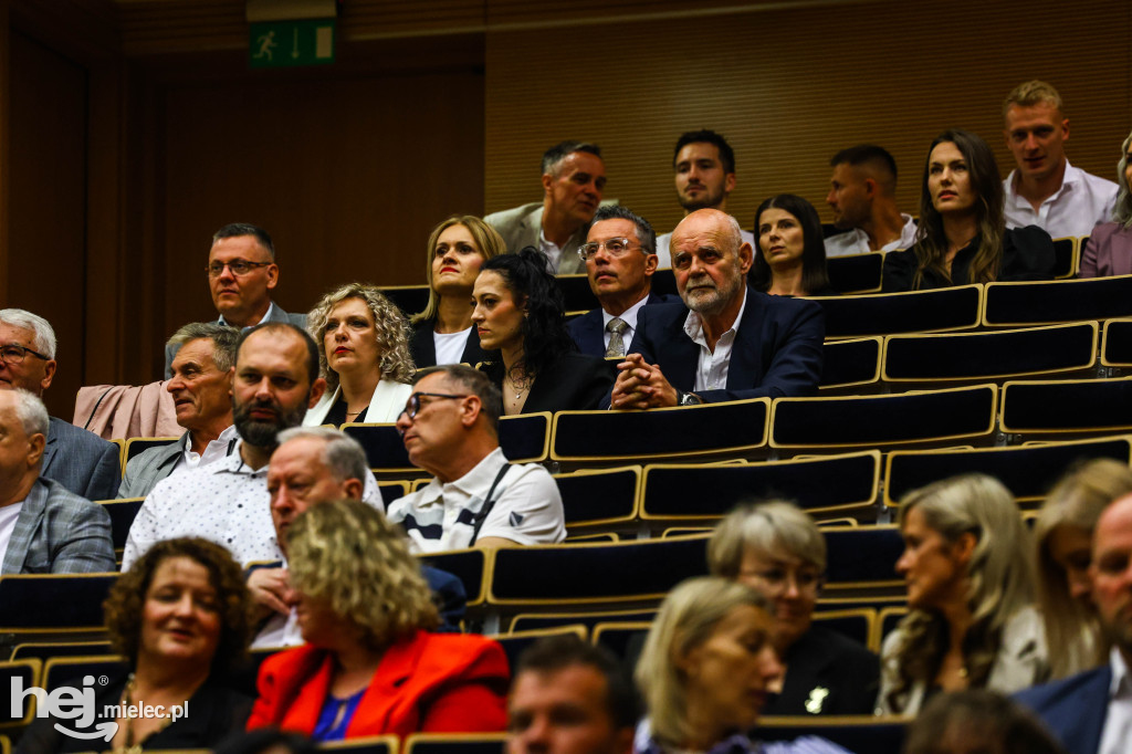 Mieleckie akcenty podczas gali 80-lecia podkarpackiej siatkówki
