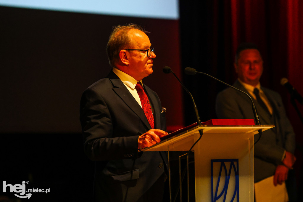 Mieleckie akcenty podczas gali 80-lecia podkarpackiej siatkówki