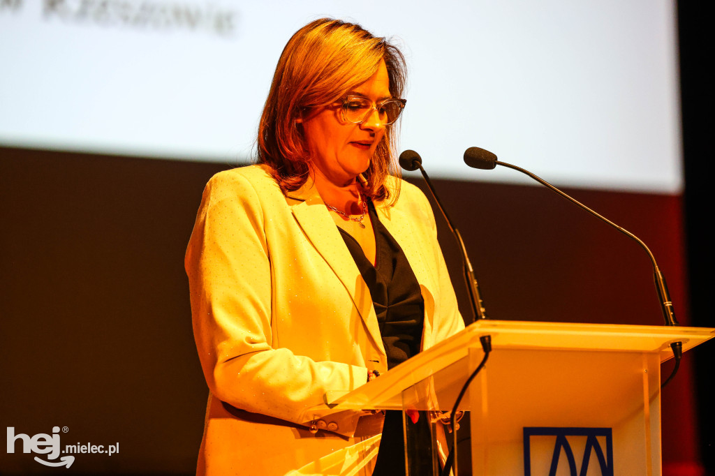 Mieleckie akcenty podczas gali 80-lecia podkarpackiej siatkówki