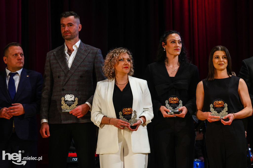Mieleckie akcenty podczas gali 80-lecia podkarpackiej siatkówki