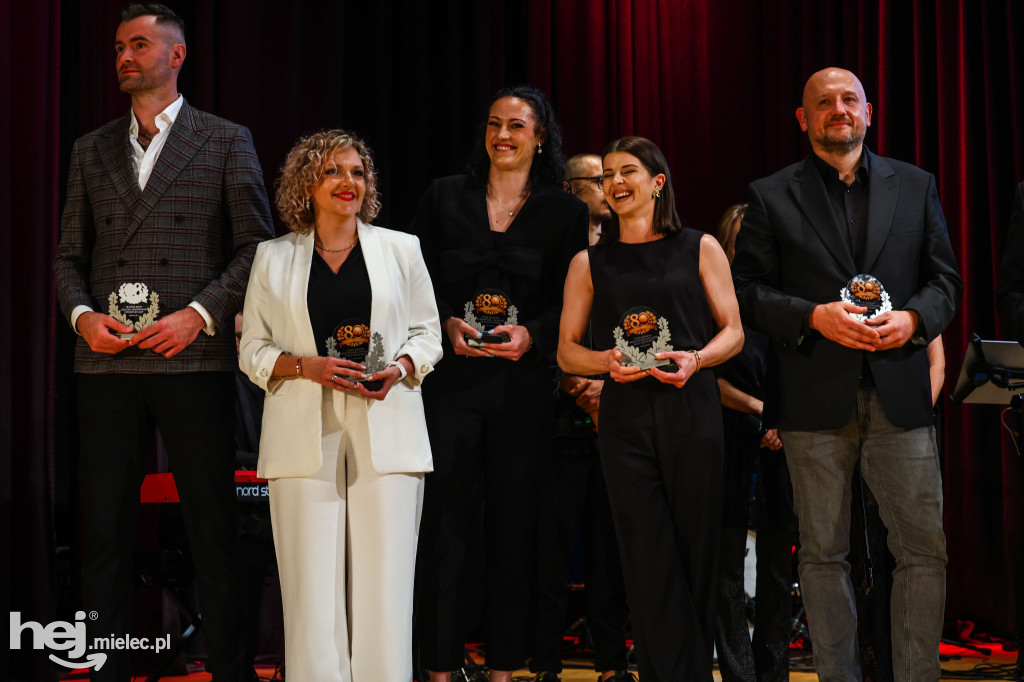 Mieleckie akcenty podczas gali 80-lecia podkarpackiej siatkówki