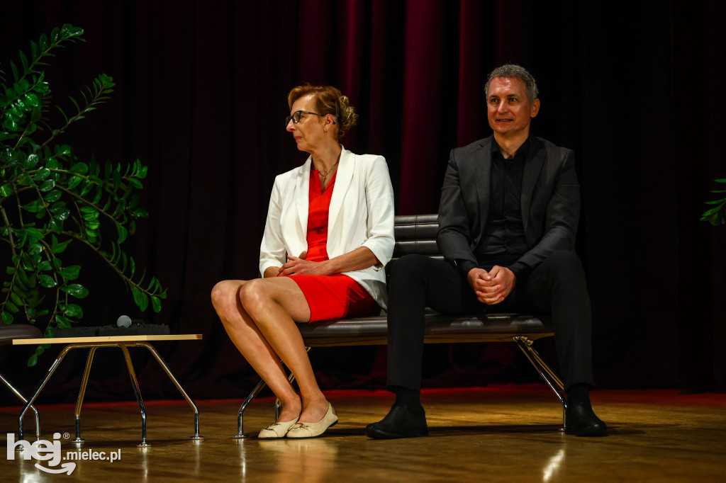 Mieleckie akcenty podczas gali 80-lecia podkarpackiej siatkówki