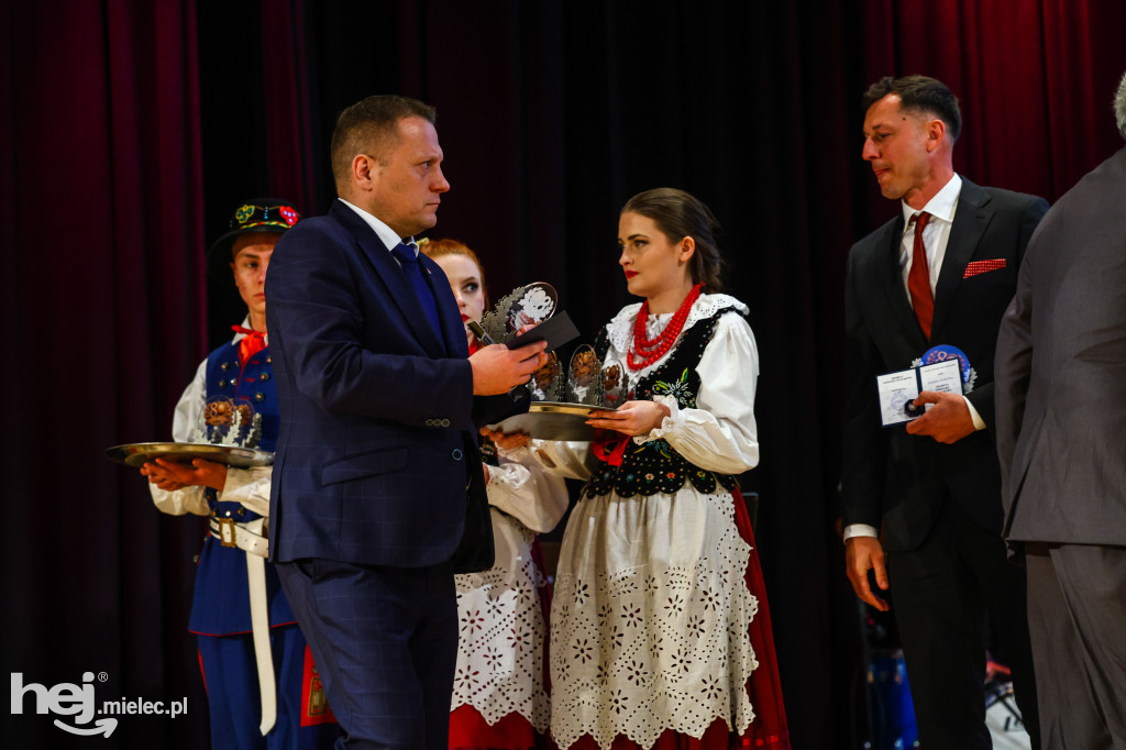 Mieleckie akcenty podczas gali 80-lecia podkarpackiej siatkówki