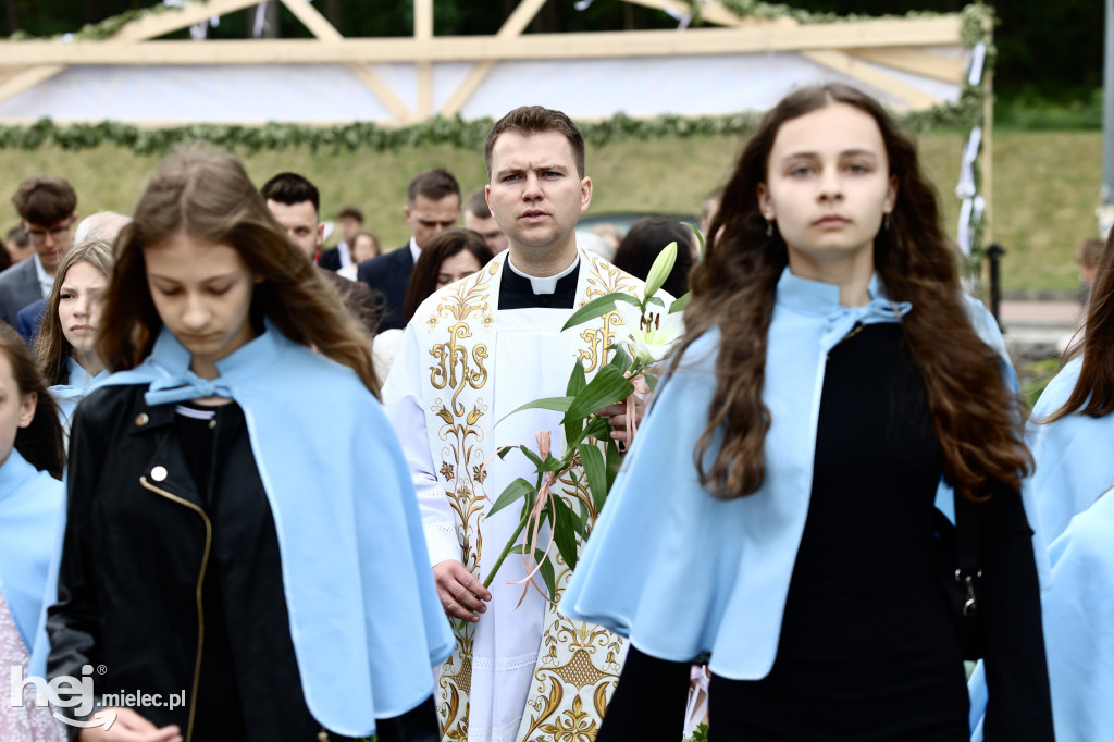 Ks. Bartosz Sobczyk odprawił pierwszą Mszę