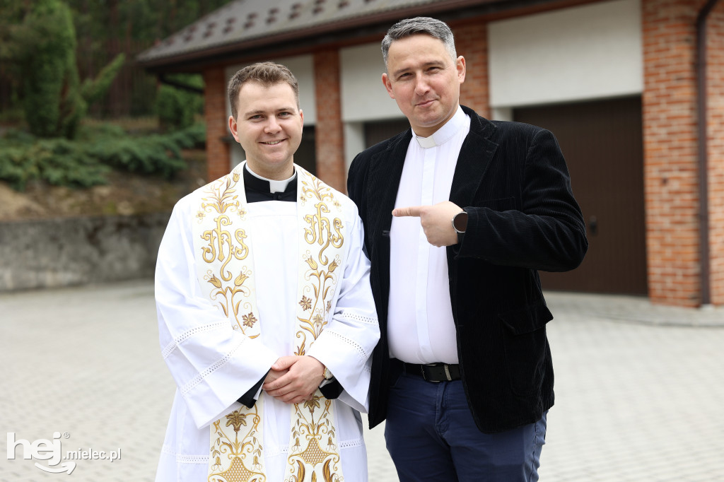 Ks. Bartosz Sobczyk odprawił pierwszą Mszę