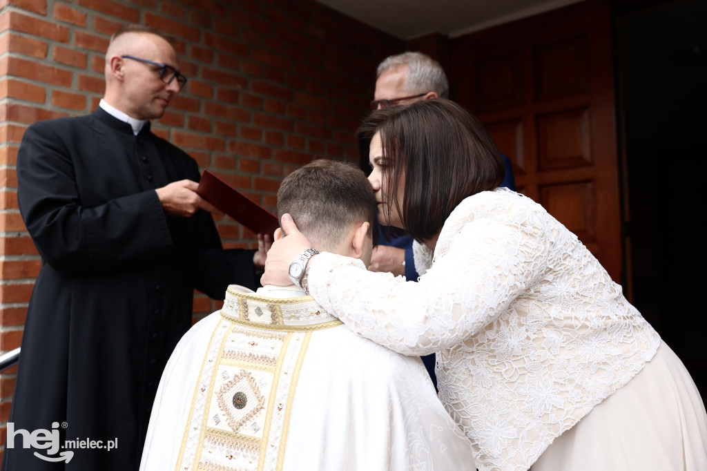 Ks. Bartosz Sobczyk odprawił pierwszą Mszę