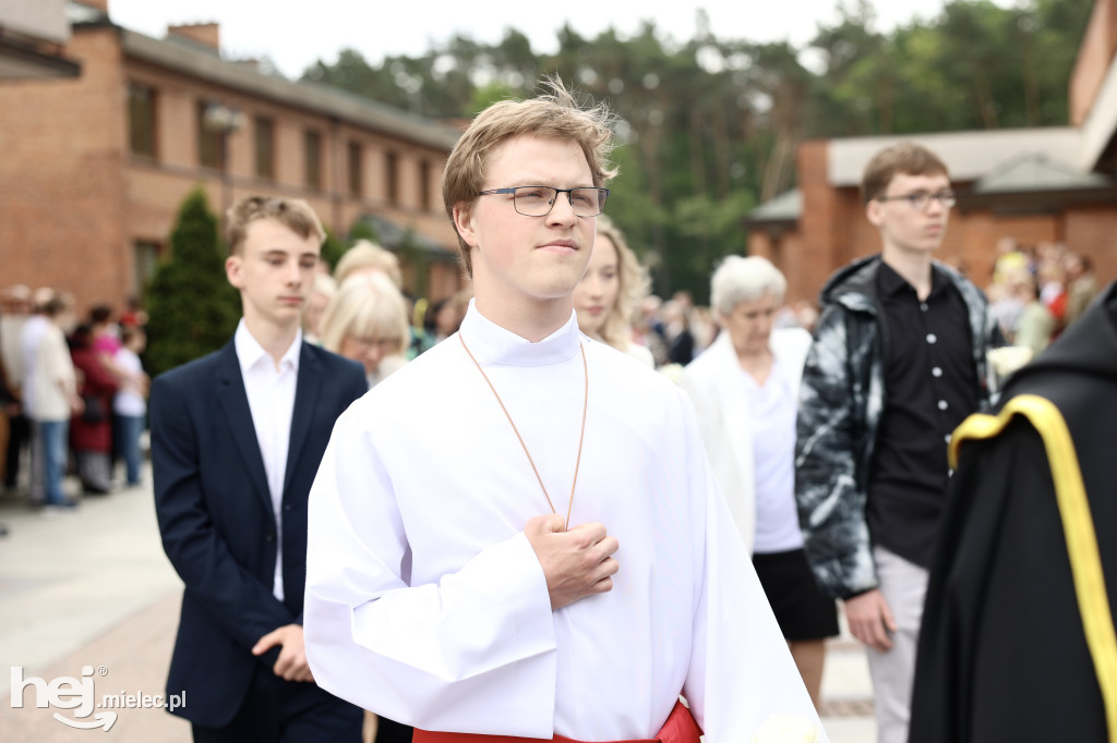 Ks. Bartosz Sobczyk odprawił pierwszą Mszę