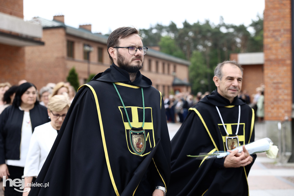 Ks. Bartosz Sobczyk odprawił pierwszą Mszę